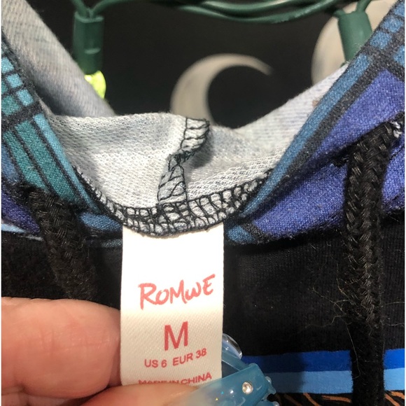 Unisex black with plaid contrast hoodie - Picture 5 of 7